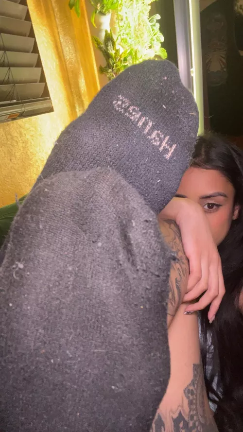 Take them off with your teeth, beta.