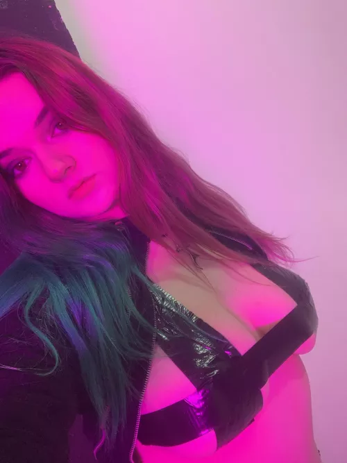 What is more metal than a duct tape bra 😝