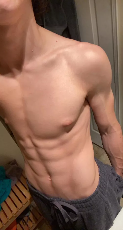 20 m want to sub for good dick