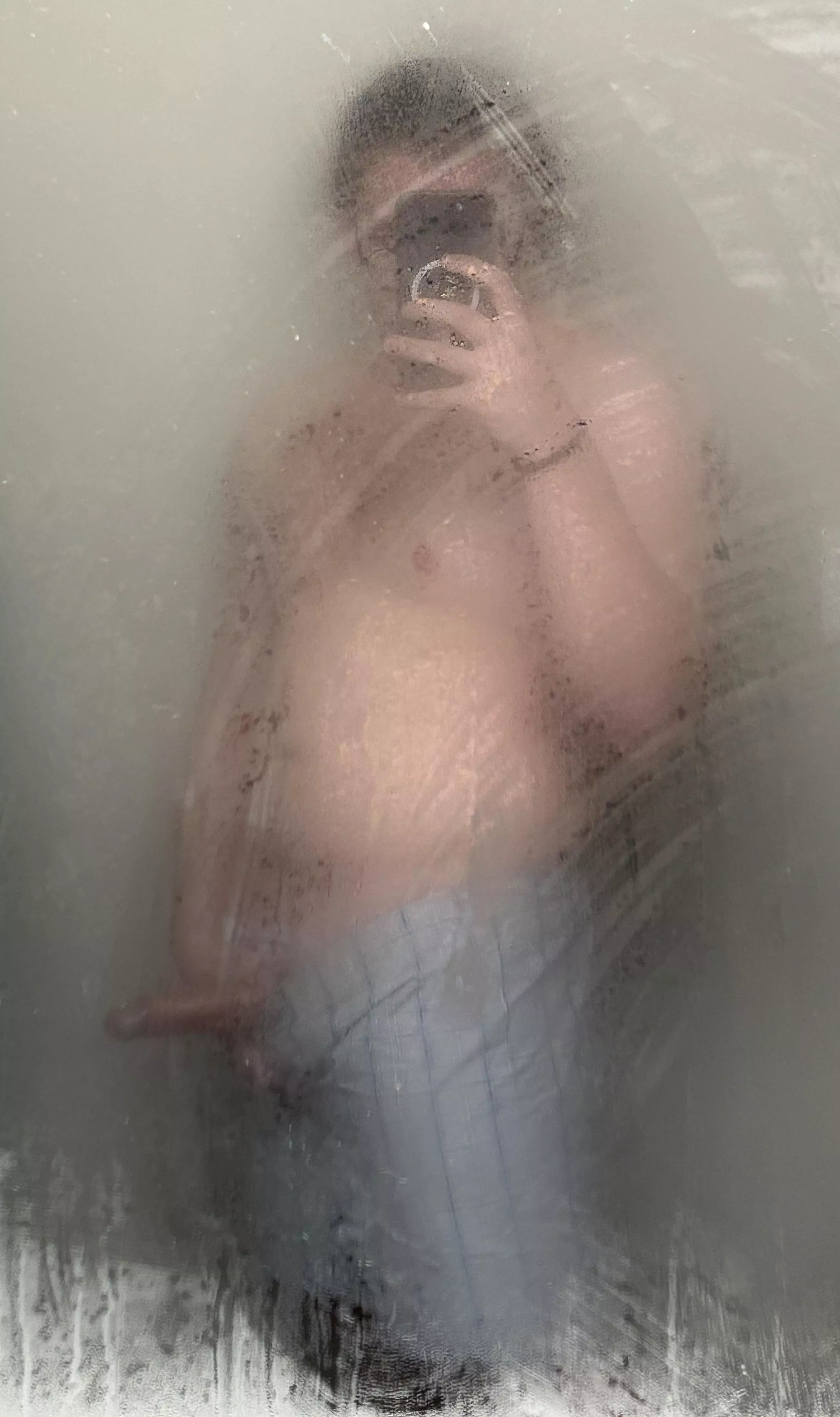 22m feeling pretty low after a breakup… anyone feel like cheering me up?