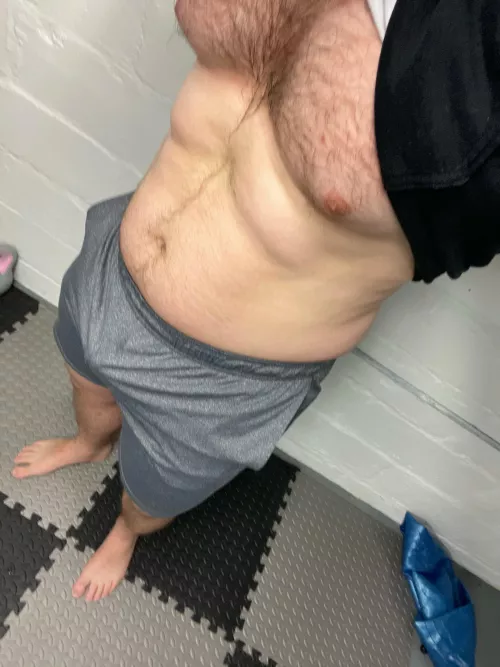26 USA straight jock.Gf isn’t kinky, looking for kinky dom men to talk to. Verbal, vulgar, and mean doms come try to turn me to your f@g toy. Snap is slut1432