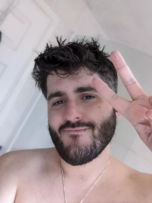 33 M UK anyone wanna play something? Currently playing; Dead by daylight, league of legends and Overwatch! I'm open to new games though!