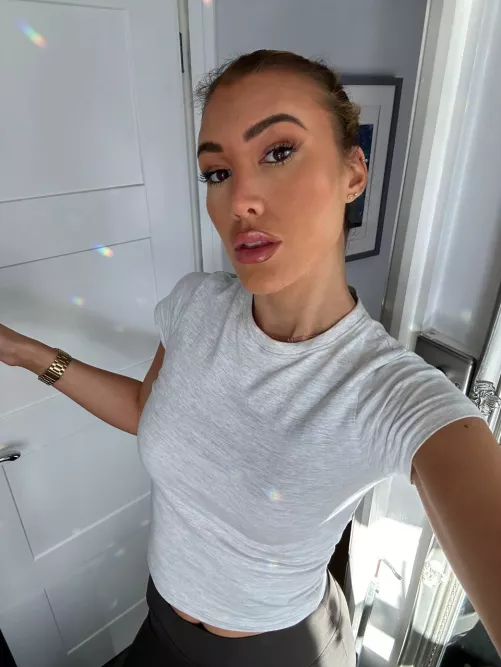 Are tall girls considered classy? be honest