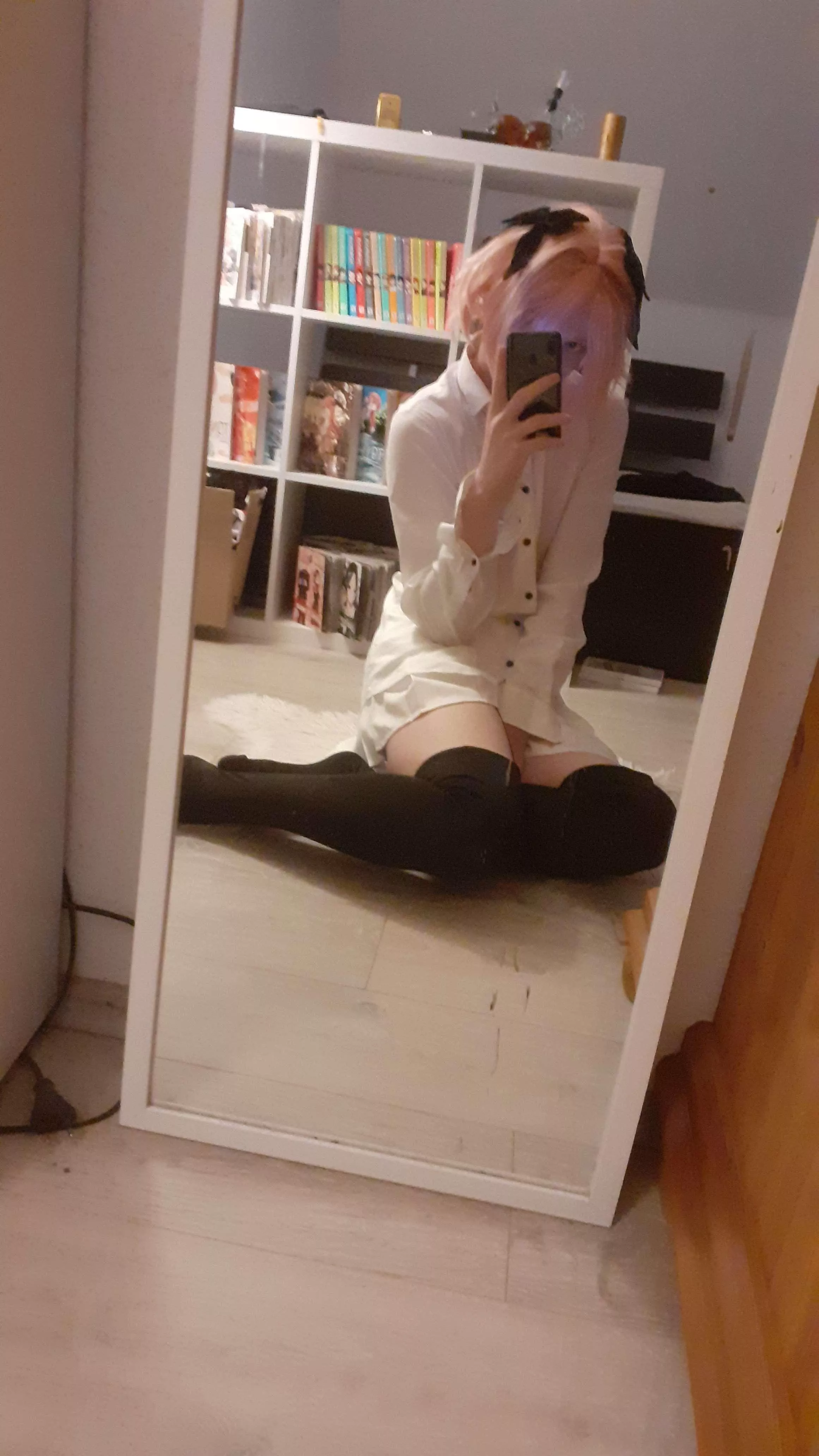 Can’t decide my thigh highs :3