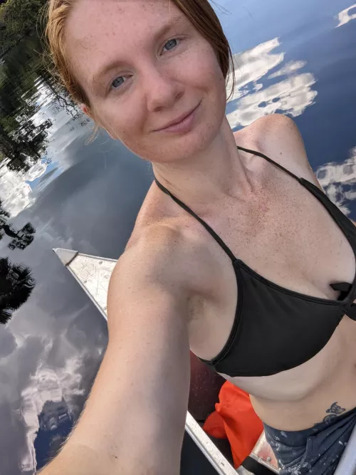 Crimson chronicles: my journey, my red hair📖 [F27]