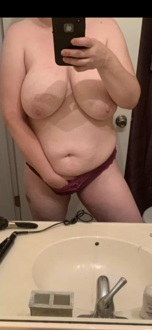 Cum on my body while I touch myself. 