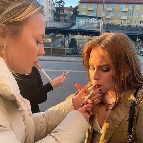 Friends don’t let friends go without a cigarette 