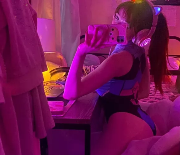 Have another and better DVA piccy🤭🩷