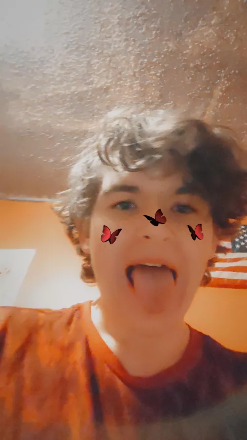 How do I look I'm 19