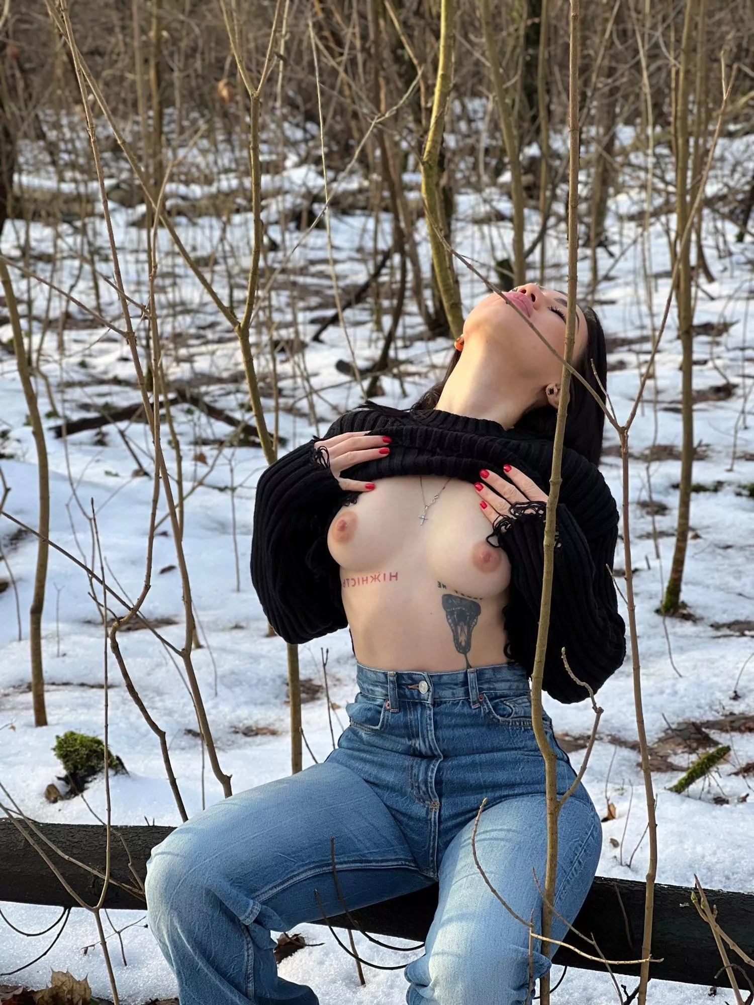 I decided to please you with a selfie from my walk