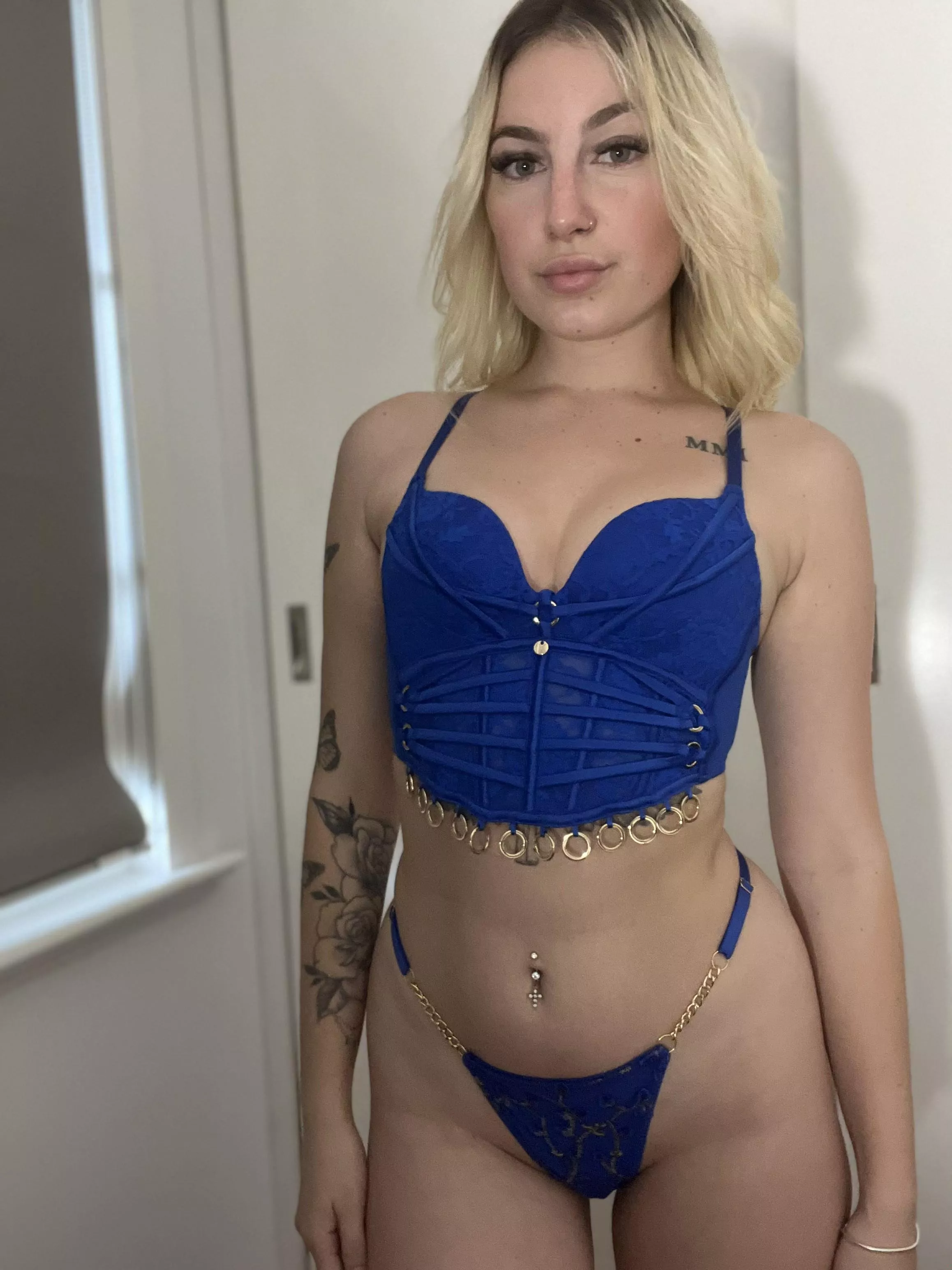 I have belly and you have tongue, let's connect them