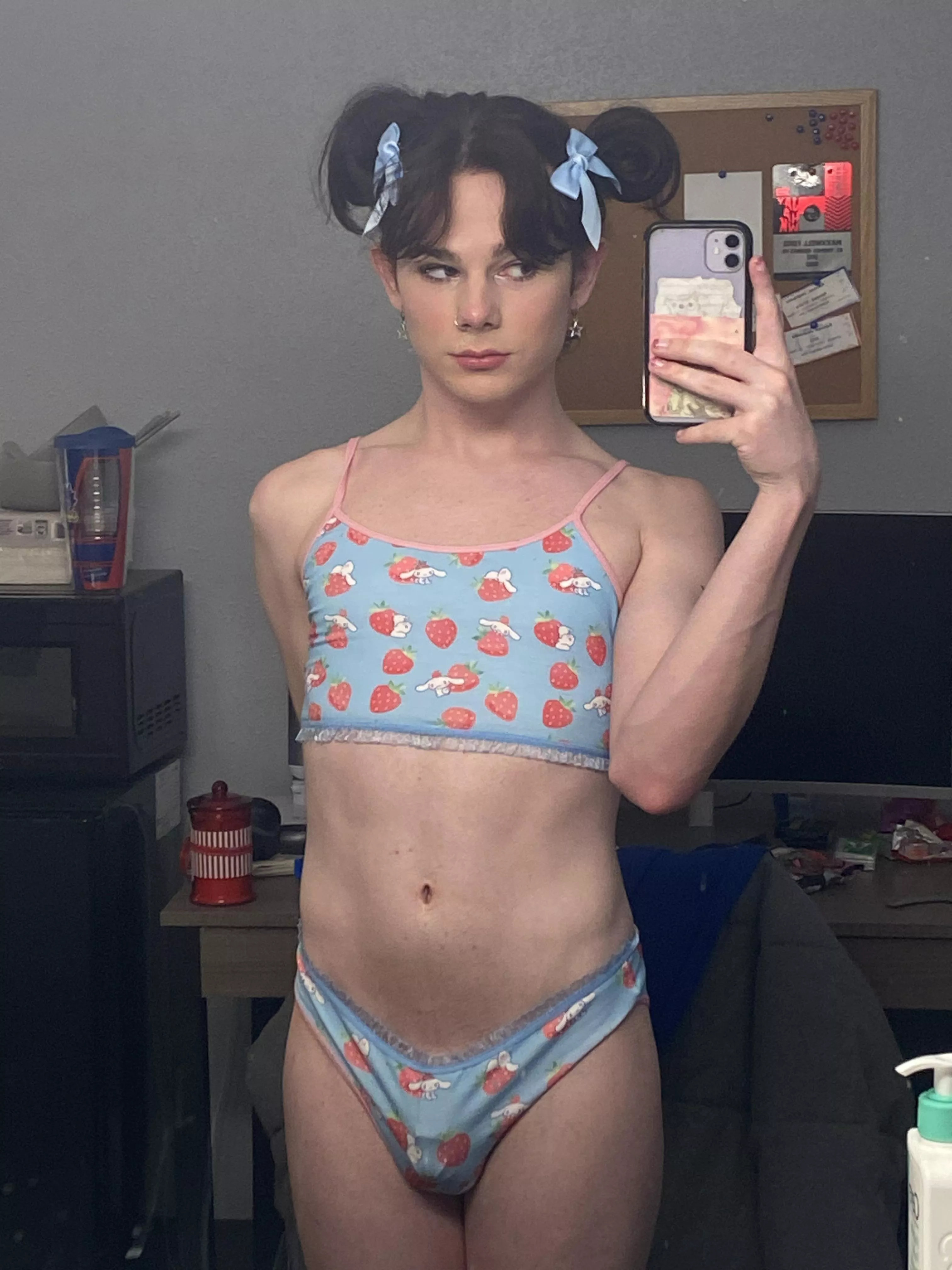 i wanna be baby doll <3