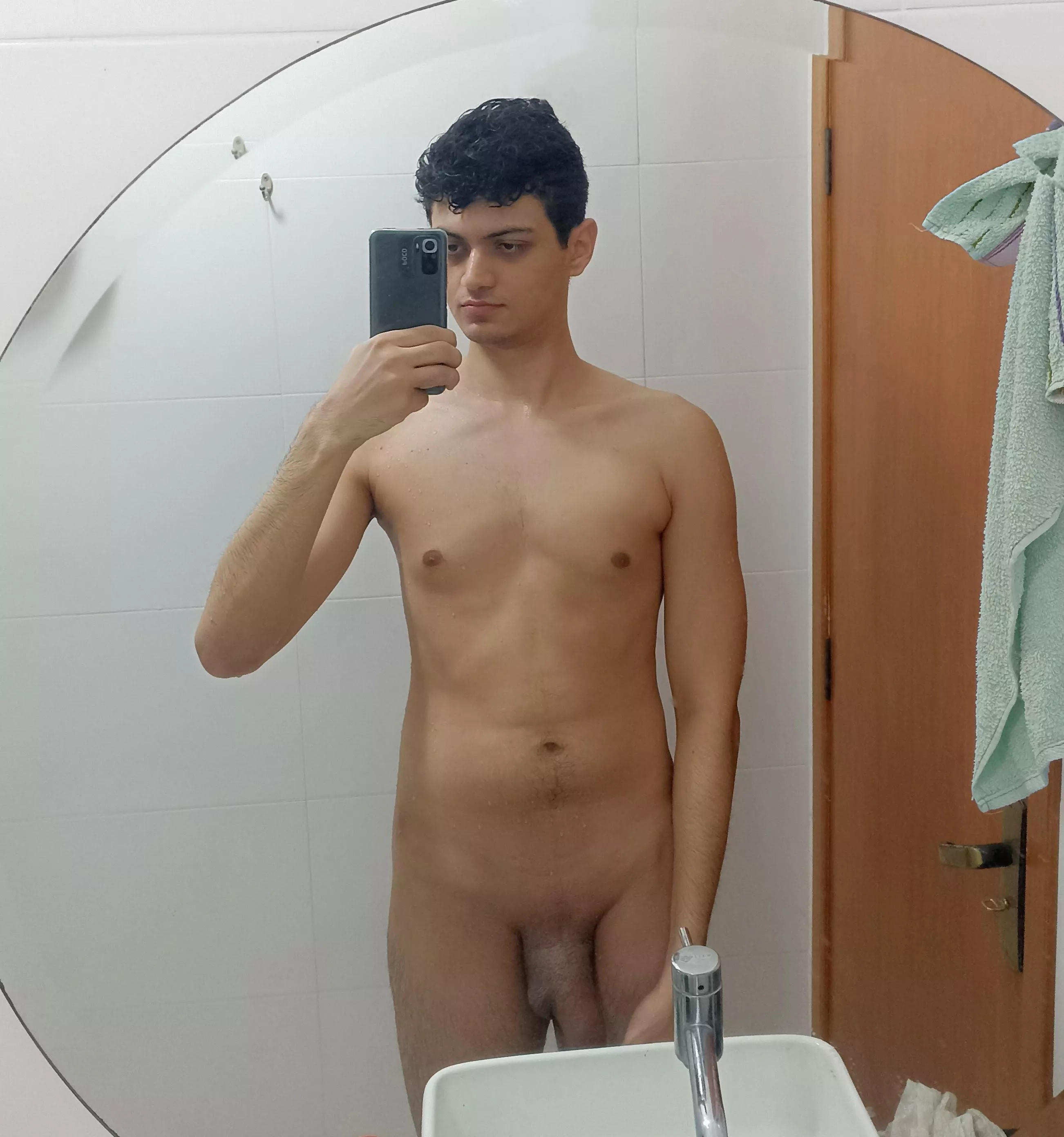 I want to get hard in your hand while we kiss in the shower