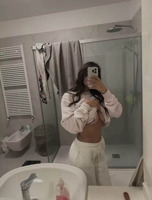 It's perfect to be accompanied by single dads here on restroom