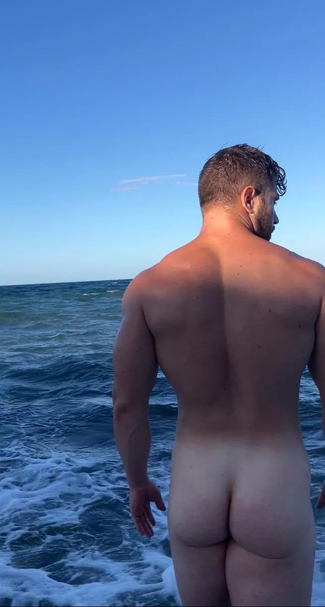 Just love naked swims 