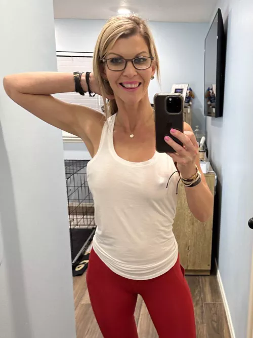 Just trying on gym shirts and thought this one might interest you.