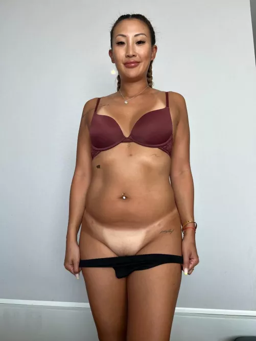 Just your lovely girl taking some nudes for you.