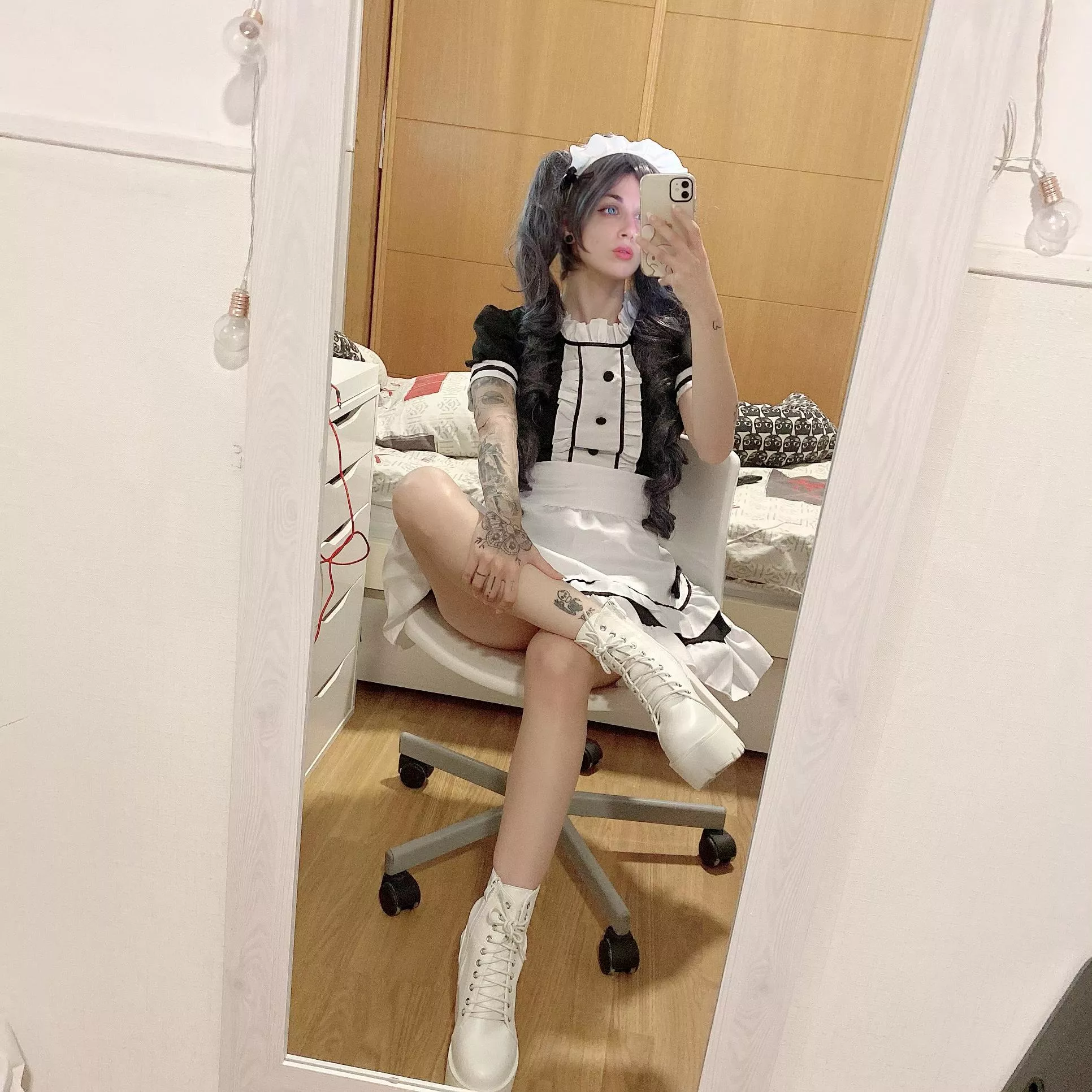 Let me serve you master