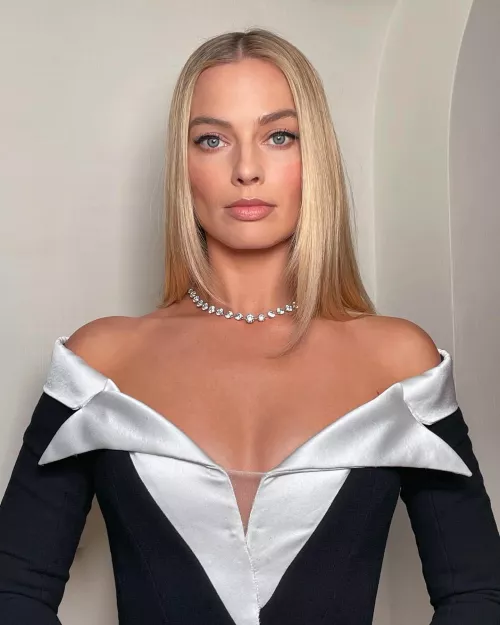 Margot Robbie 