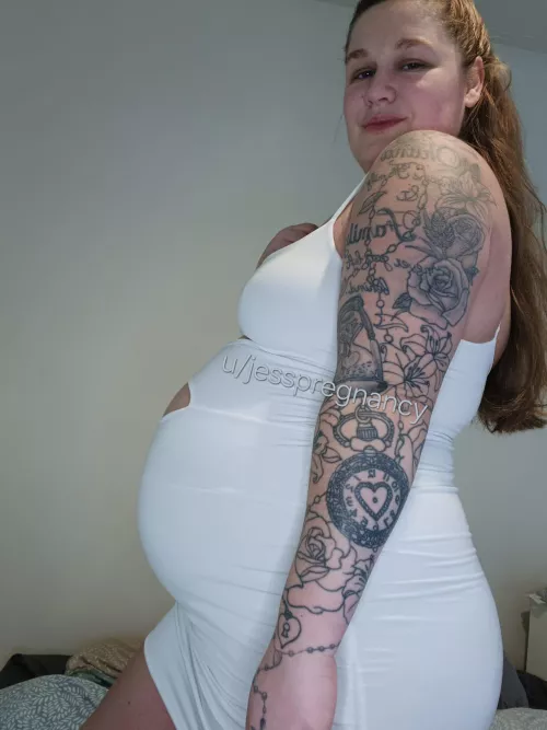 No make up and 9 months pregnant I'm feeling tired now but do I still look good? 