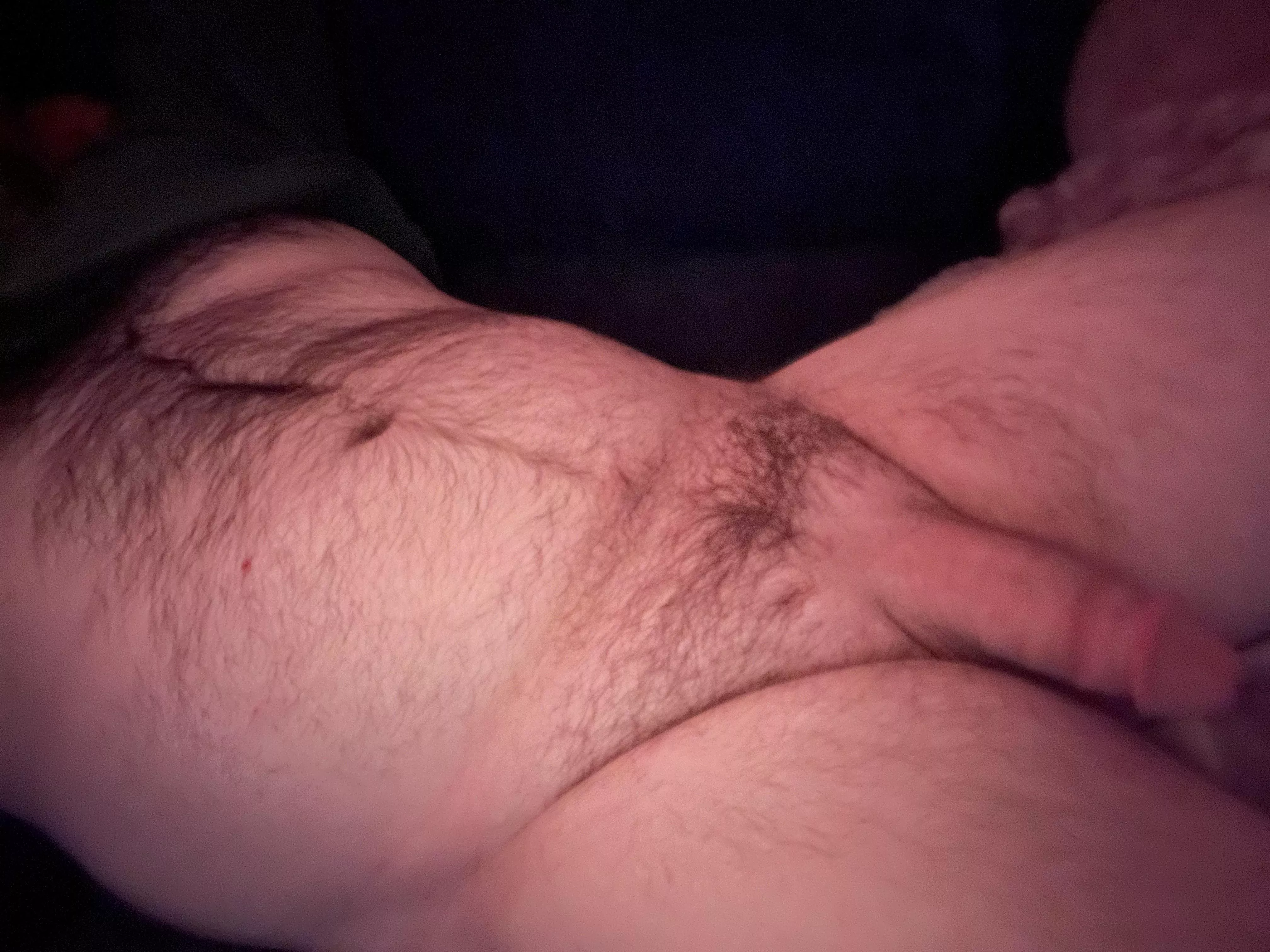 Showing some hairy under tit