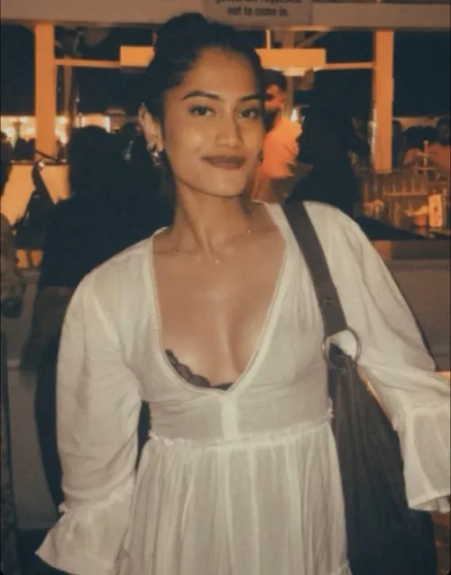 The black is a deliberate show isn’t it ? I mean why else would she even ? 