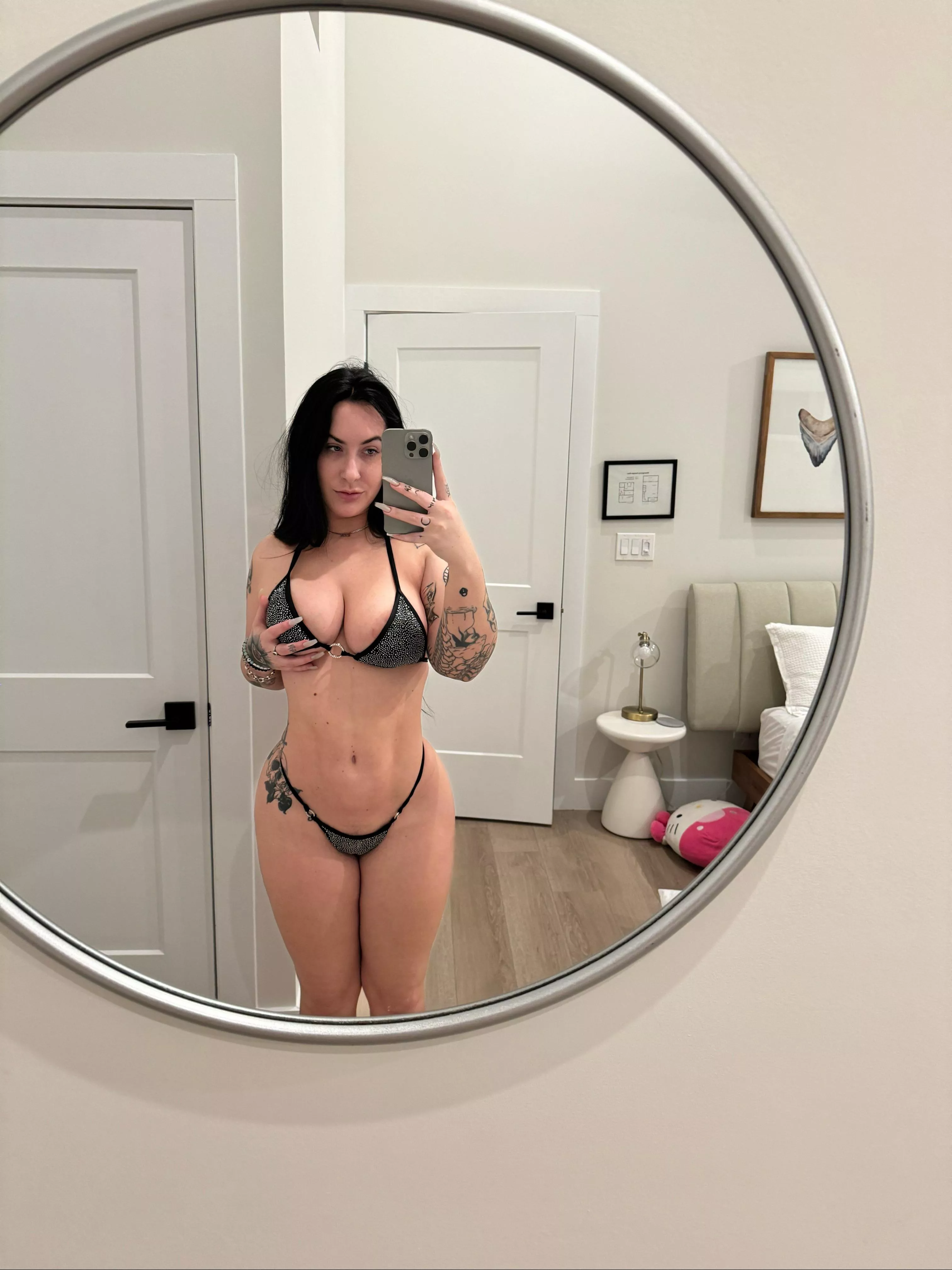 thick thighs save lives 