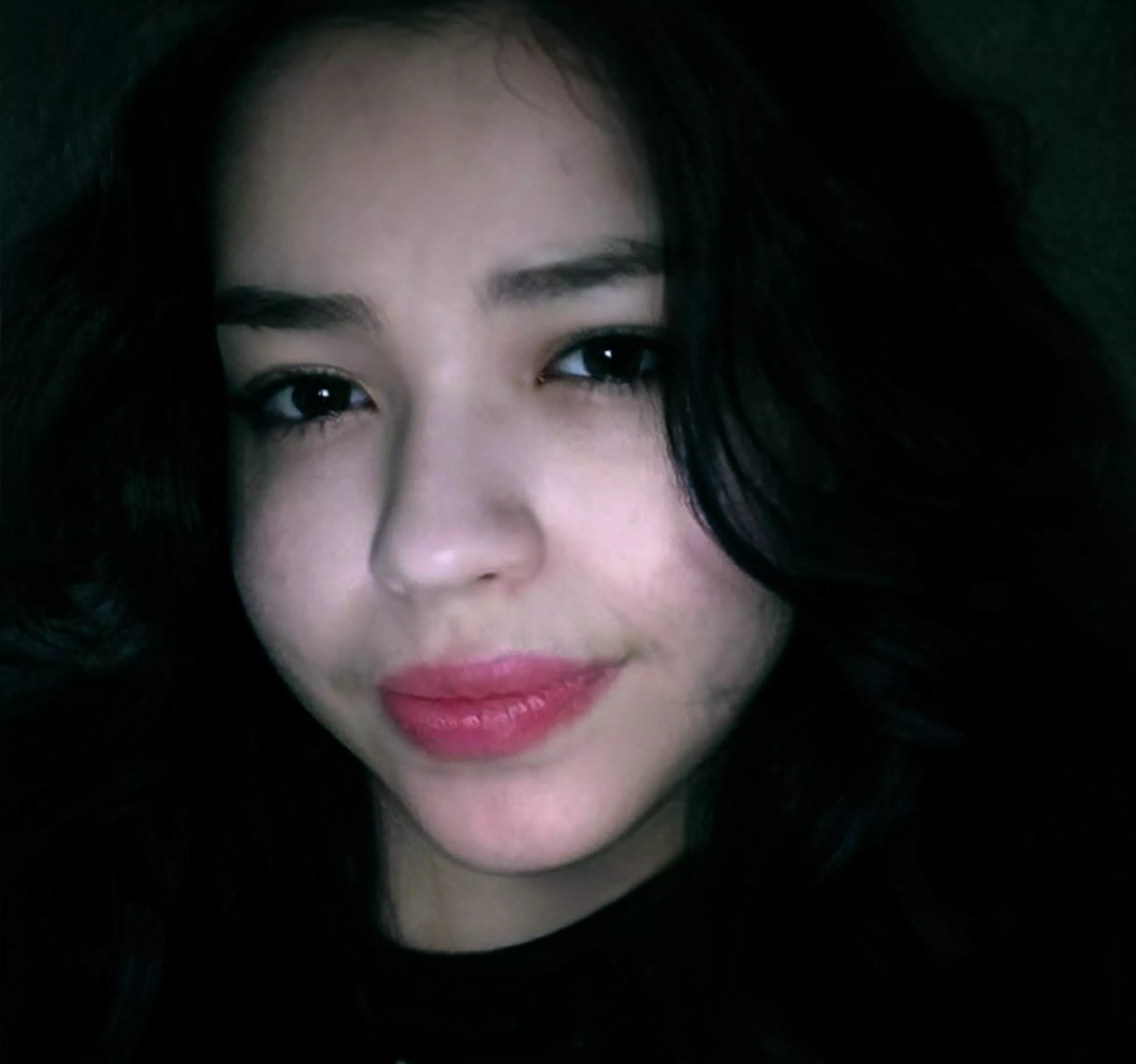 Too glam to give a damn 