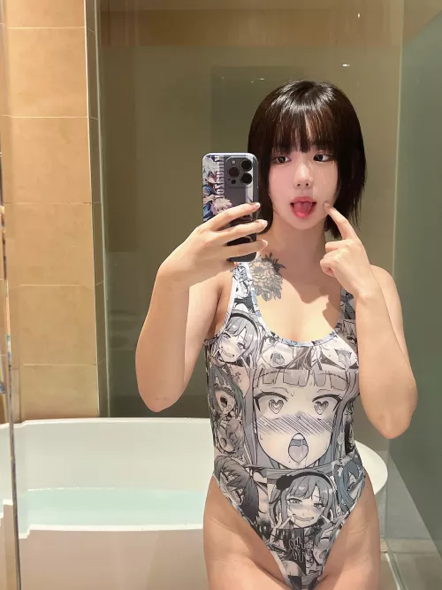 Too hot, need someone to help me get undressed... Leave an emoji if you would