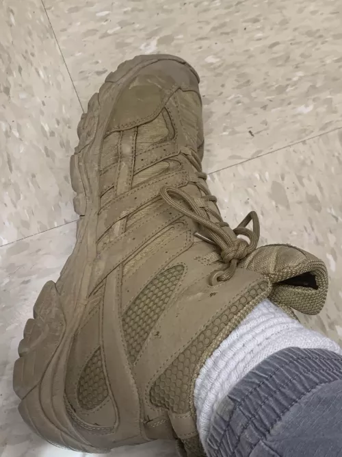 What boots are these