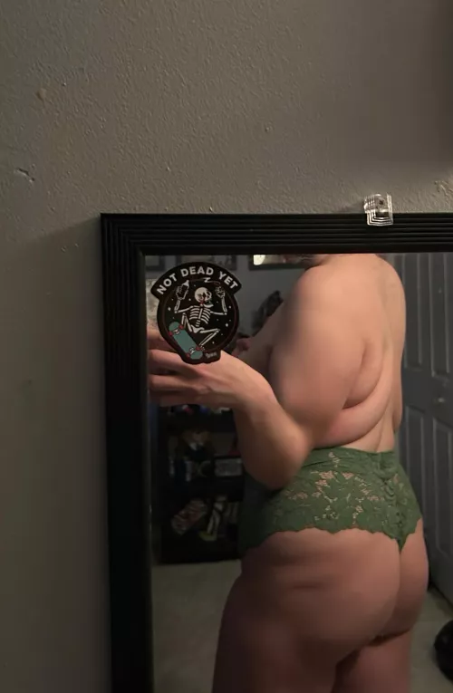 who doesn’t mind back rolls? 🥰