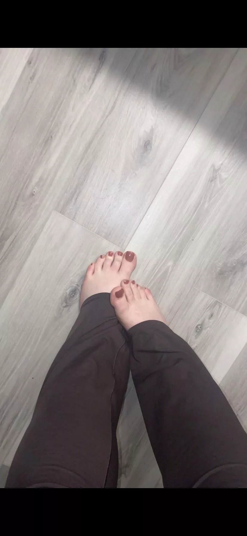 Worship my feet 🥵😈
