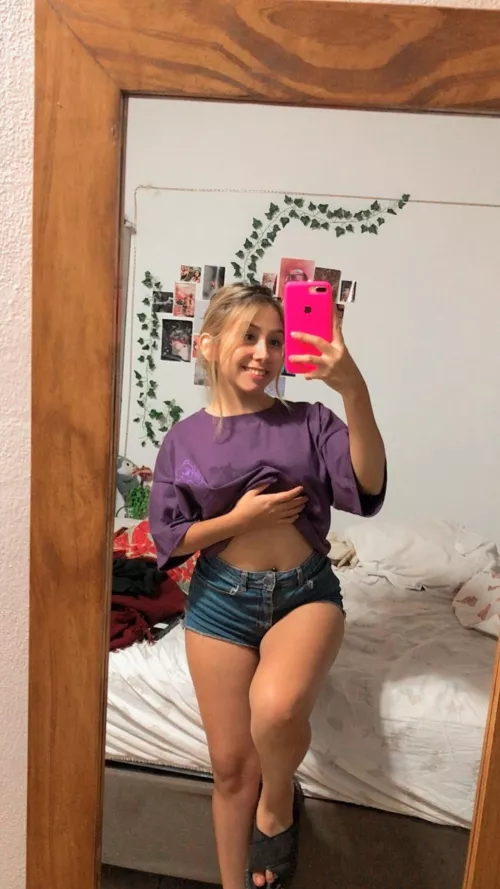 Would you kiss a belly of 18F?