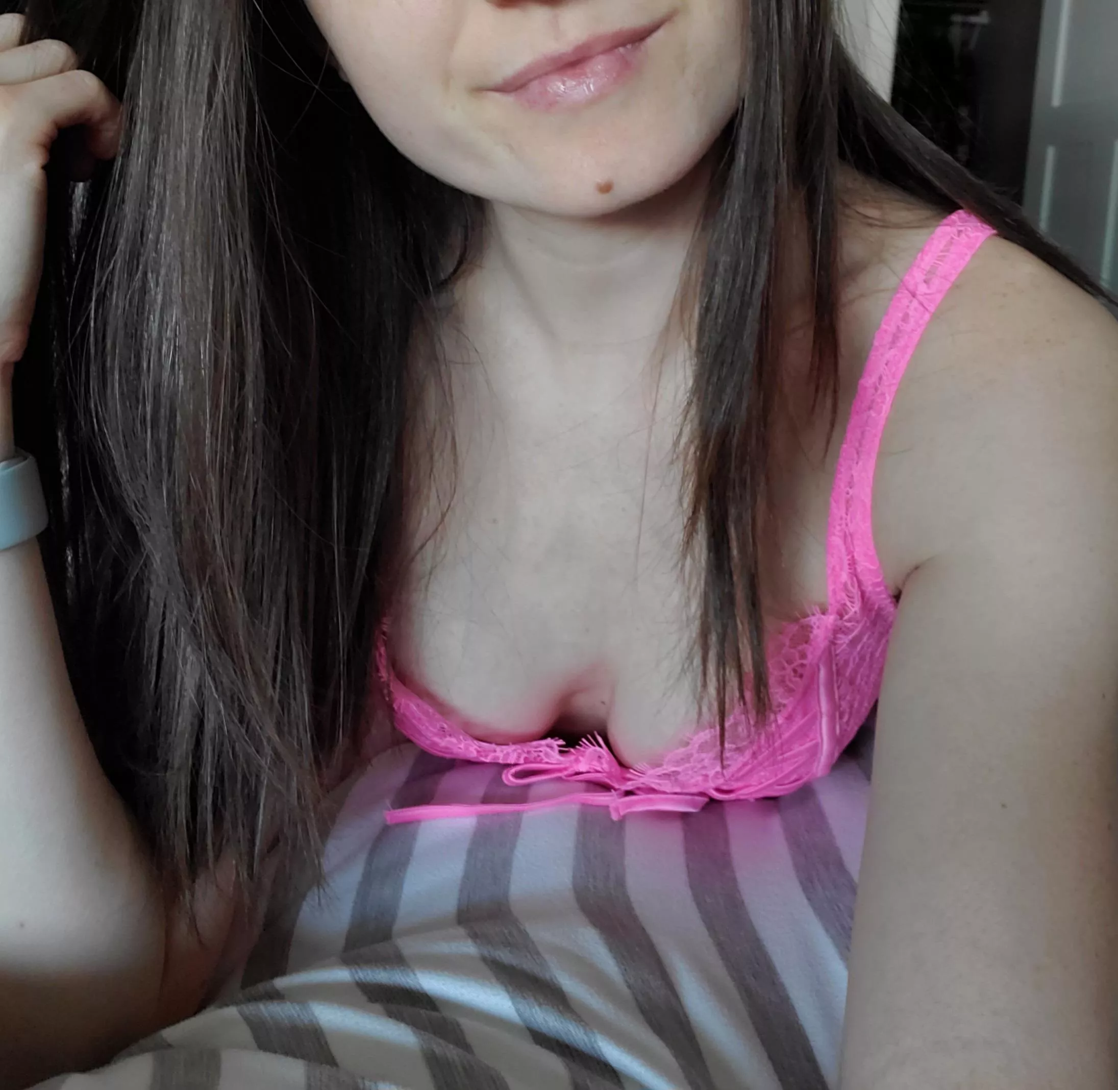 Would you rather cum on my face or tits?