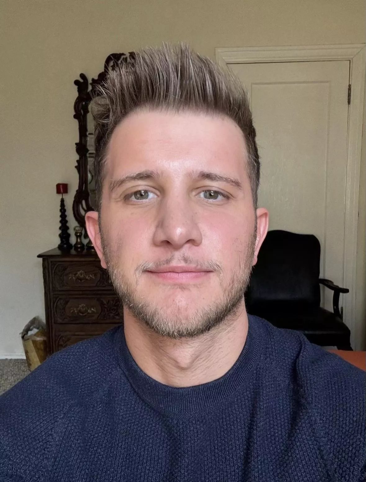 A message to my younger self; one day you’ll actually like the ‘bigness’ of your nose, and apparently so will others…