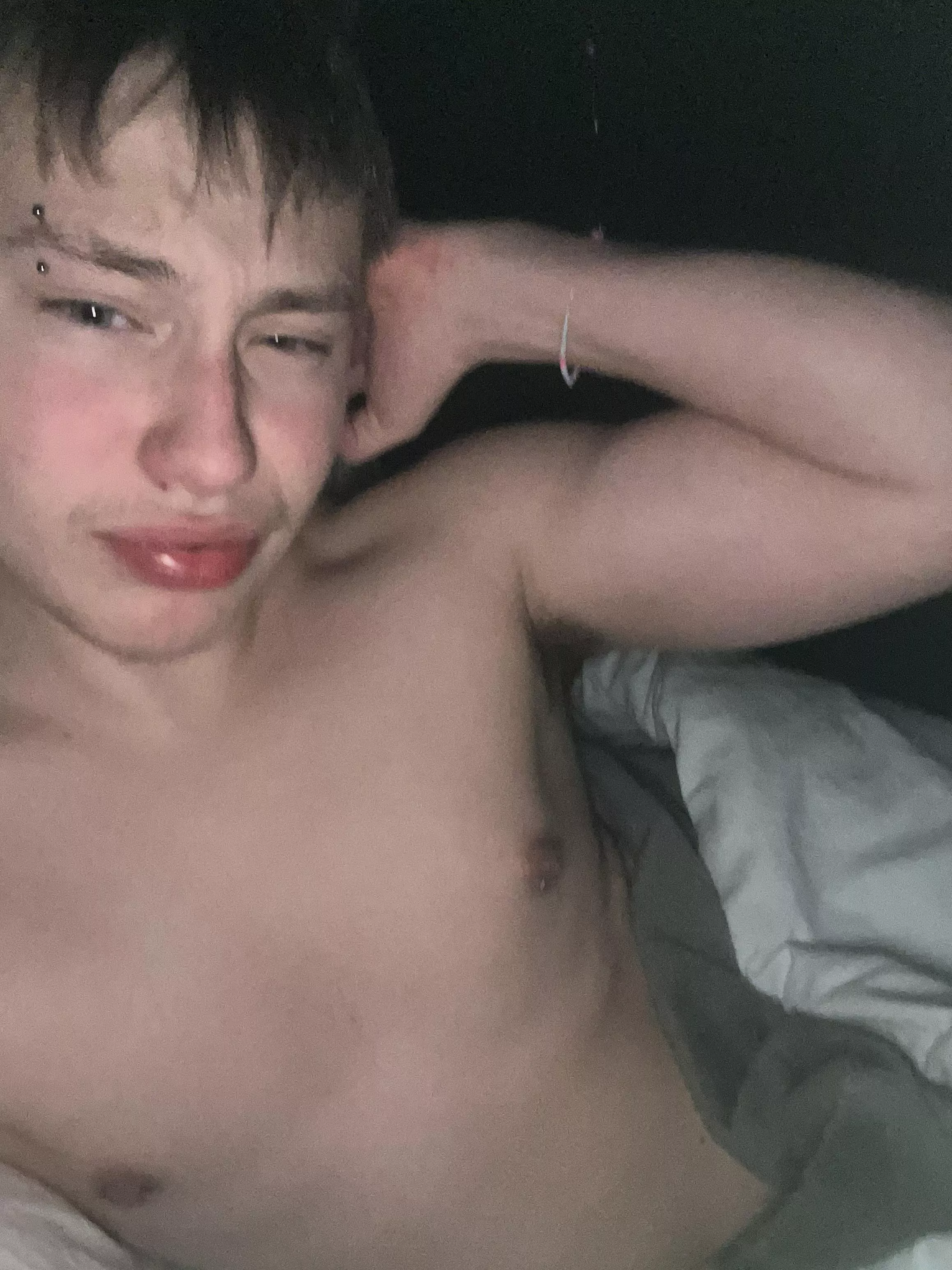 Are you into 18yr guys w big forearms?