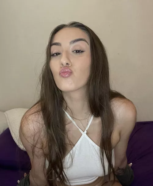 At twenty-one, I'm in love with my teacher... Do I look appealing to older men?