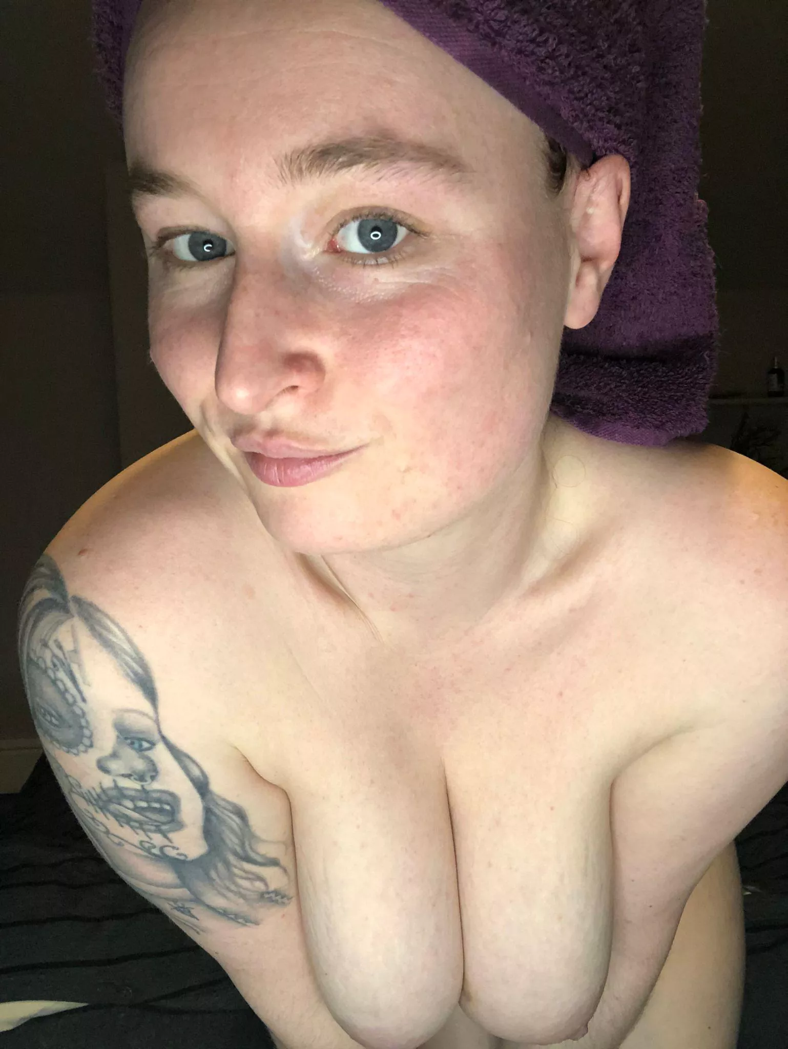 Can I wank off your married dick