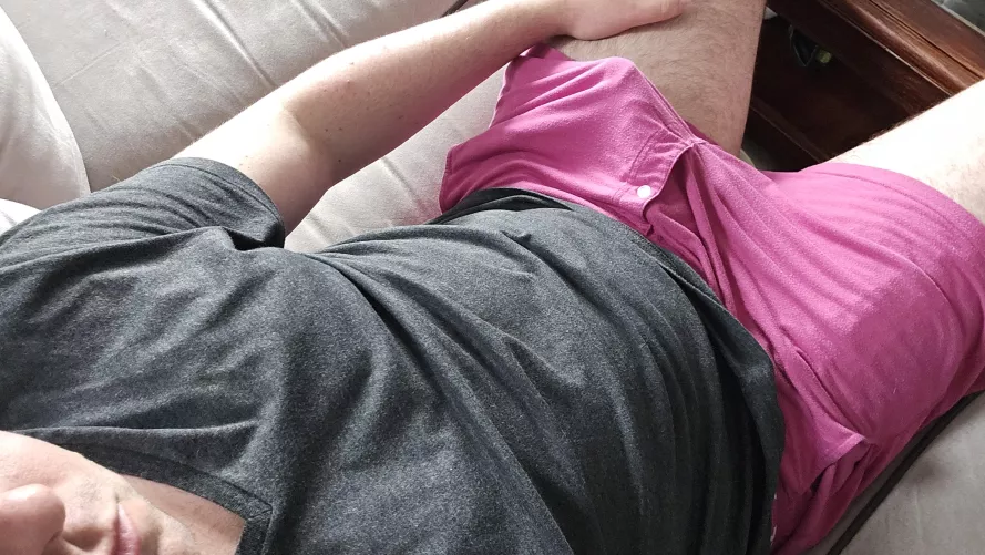 Chillin bulge for the afternoon