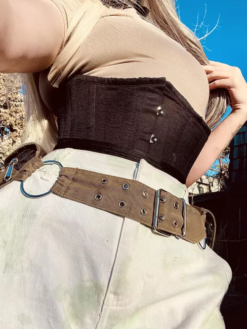 Corset training today and I feel so hot~