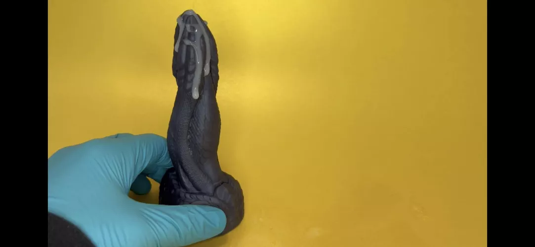 Cumming hard? (Bad Dragon Orochi)