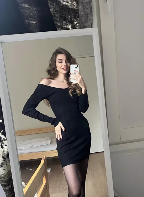 Dress to Impress: A Symphony of Style and Elegance