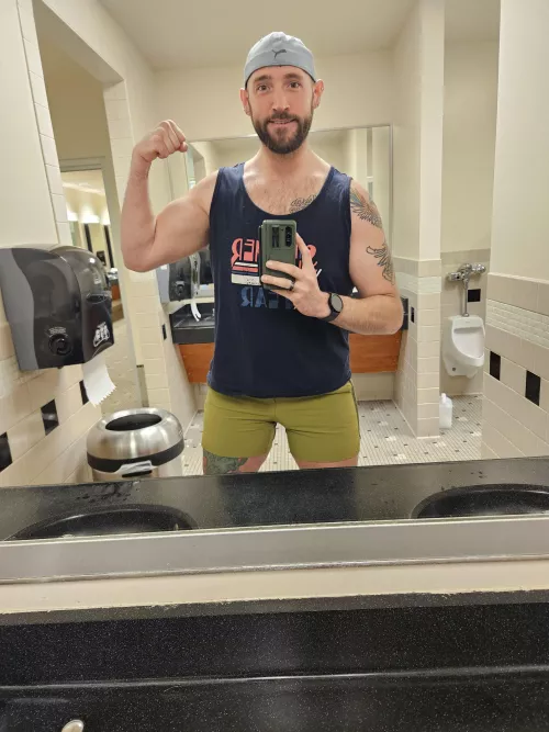 Happy Monday! Go into your day knowing you're an utter bad @ss! And strong AF!