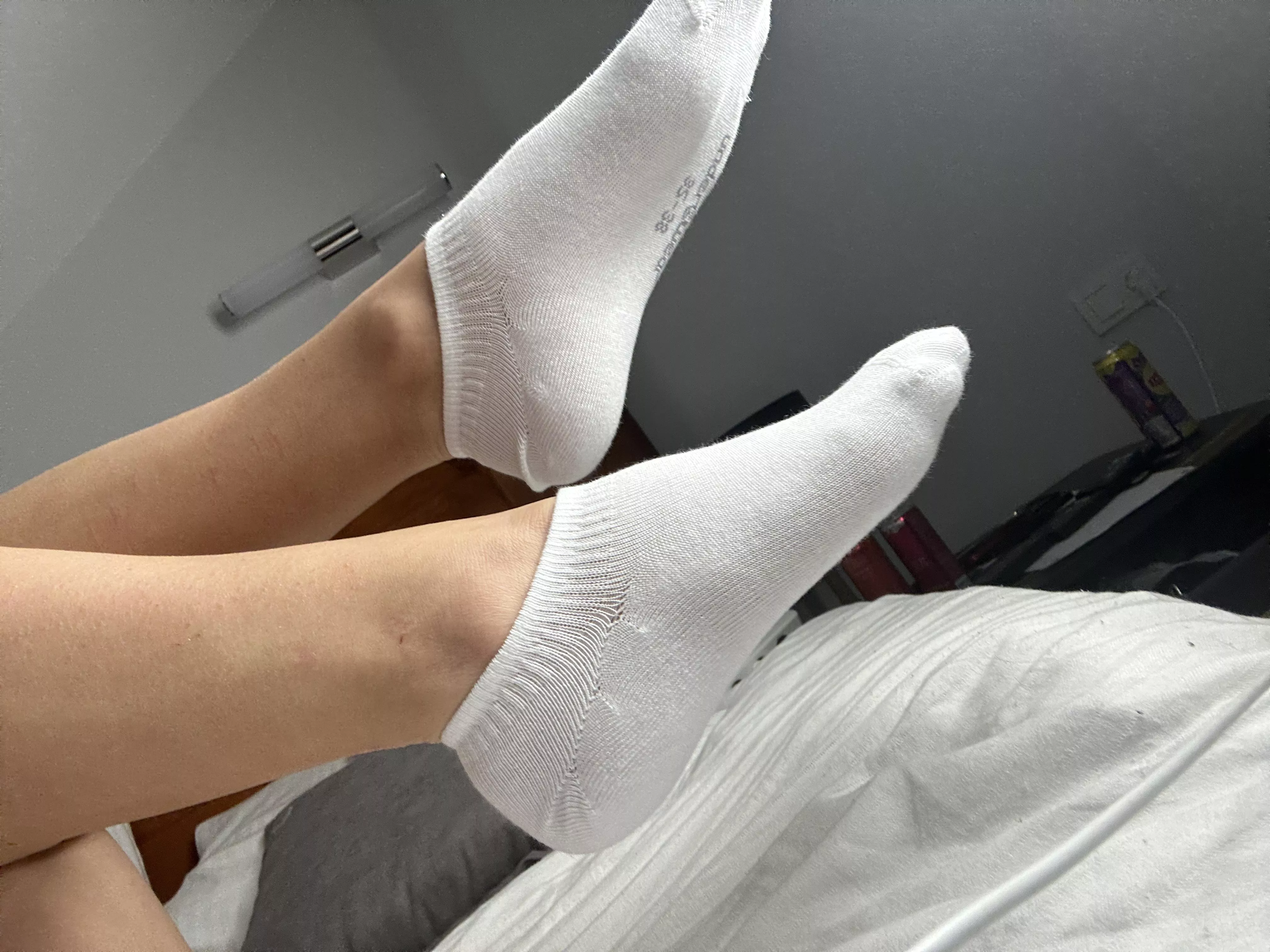 hmm should I change the color of my socks? (F)