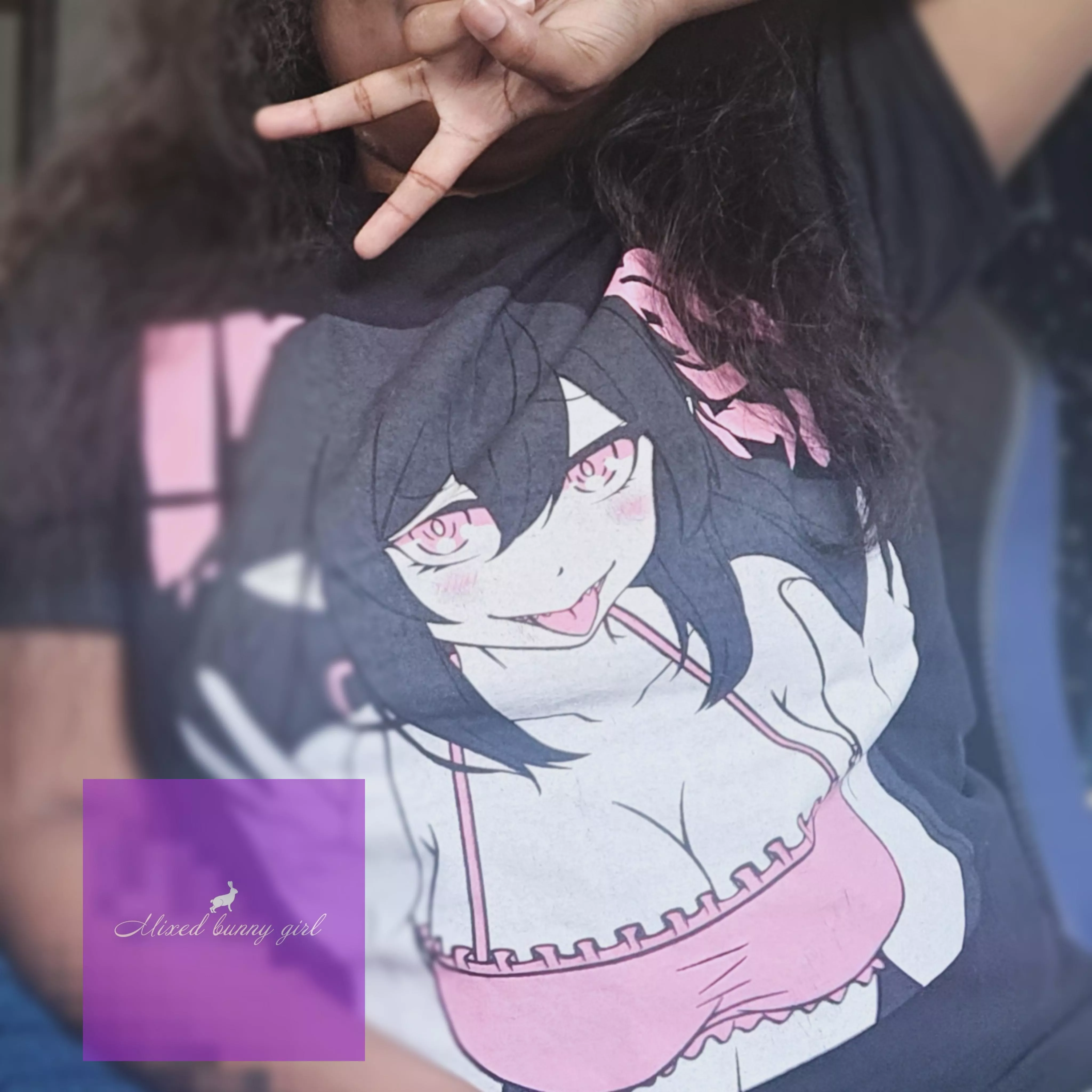 I know you wanna give me a squeeze like the girl in this t shirt [F]