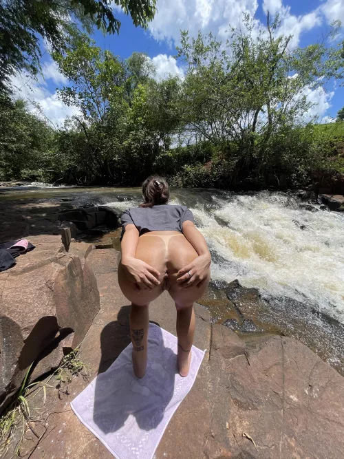 I want you to make me right here, in the middle of nature