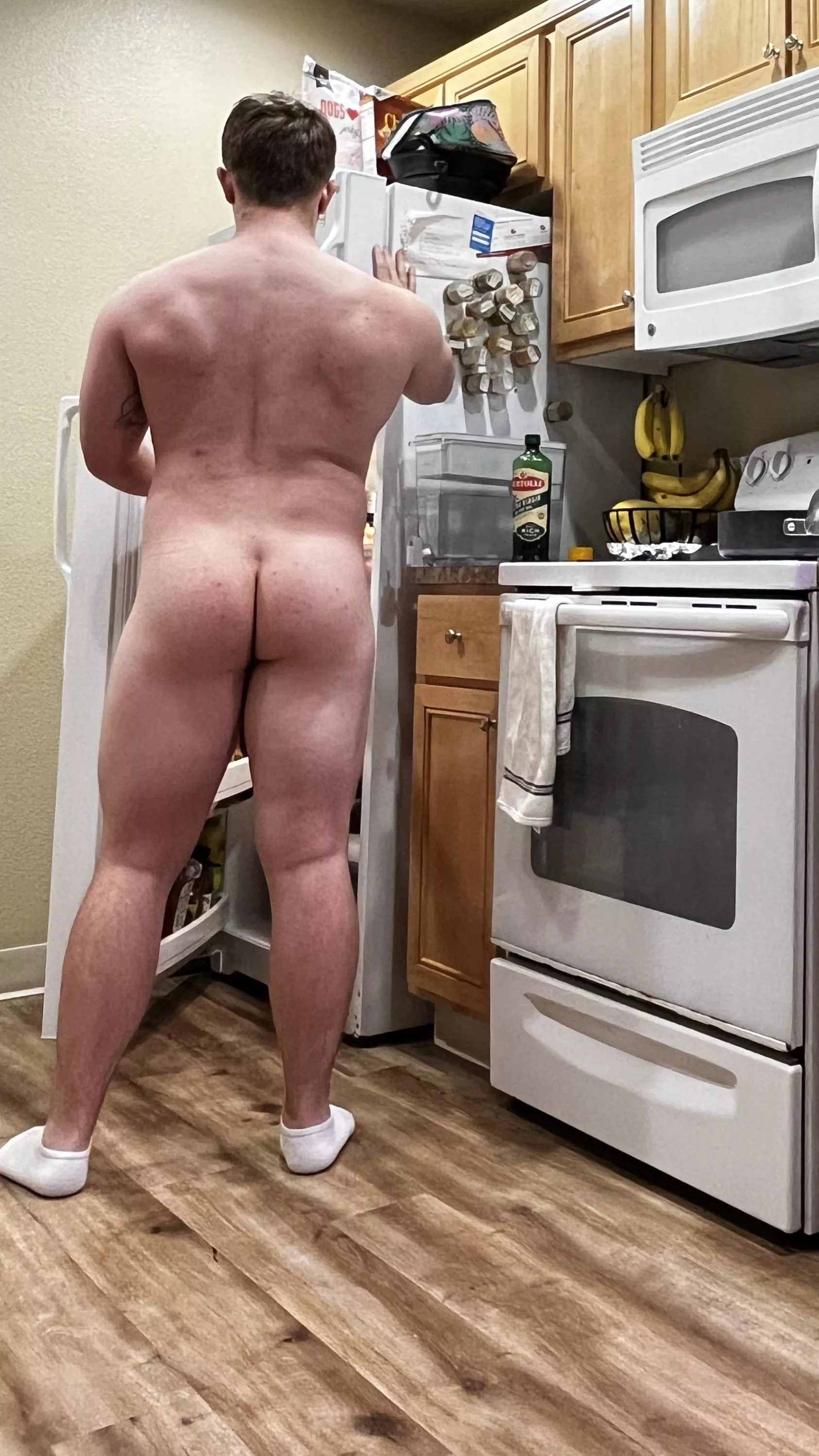 I’m grabbing a beer from the fridge, you want anything bro?