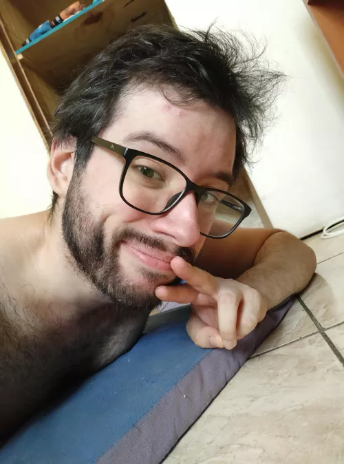 I'm jealous of people whose hair stays perfect during a workout 😭