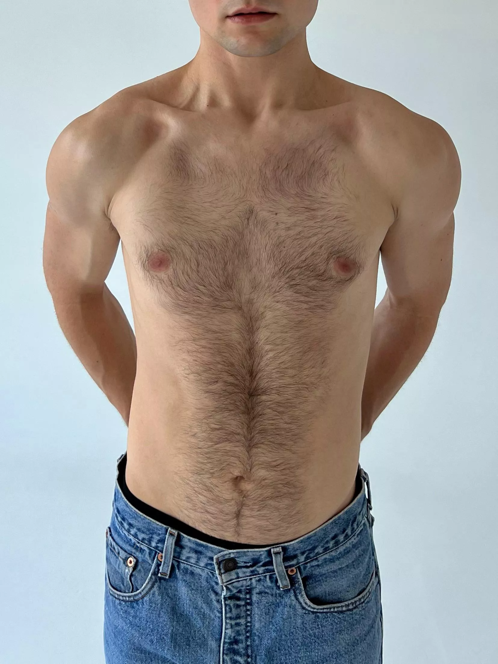 I’m too hairy for 19 years old or not? 