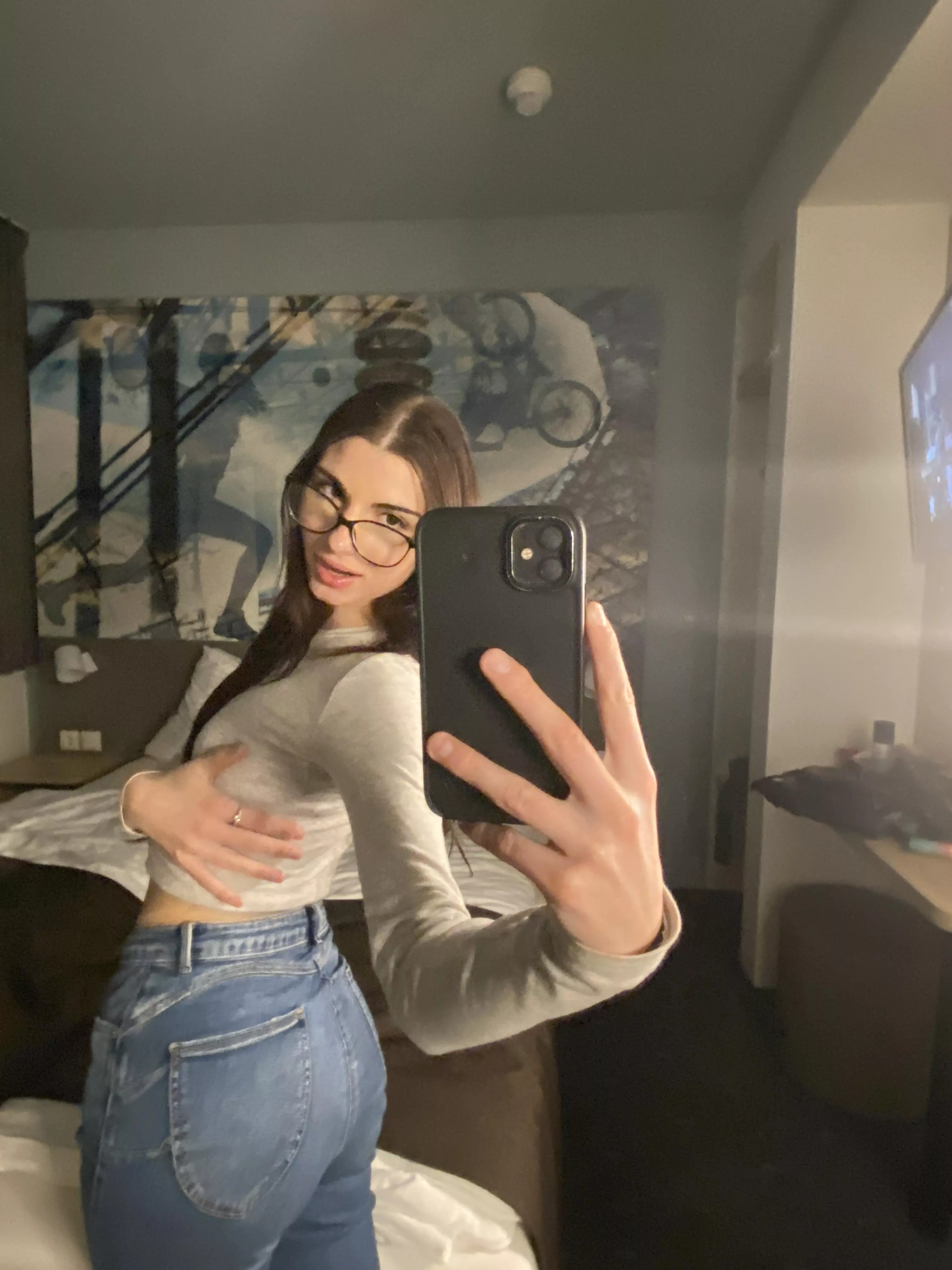 Just a 18 yo classy girl :)